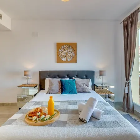 Huge Penthouse Seaviews Gateaway *