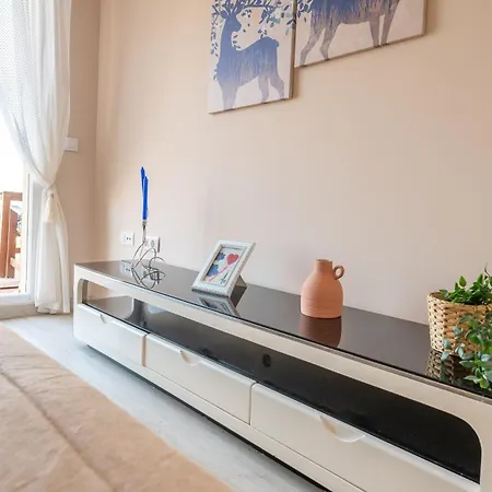 Huge Penthouse Seaviews Gateaway