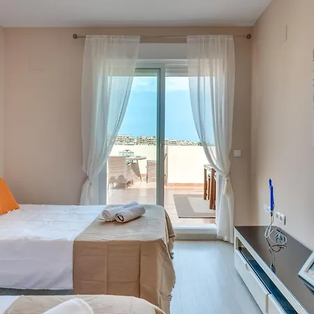 Huge Penthouse Seaviews Gateaway 미하스