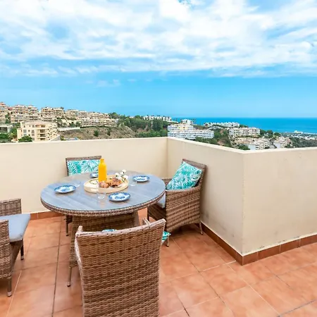 Huge Penthouse Seaviews Gateaway 아파트