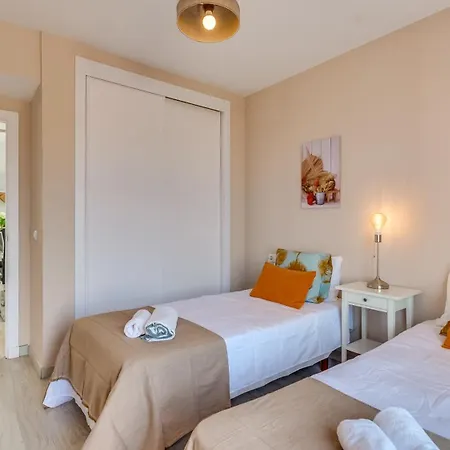 아파트 Huge Penthouse Seaviews Gateaway 미하스